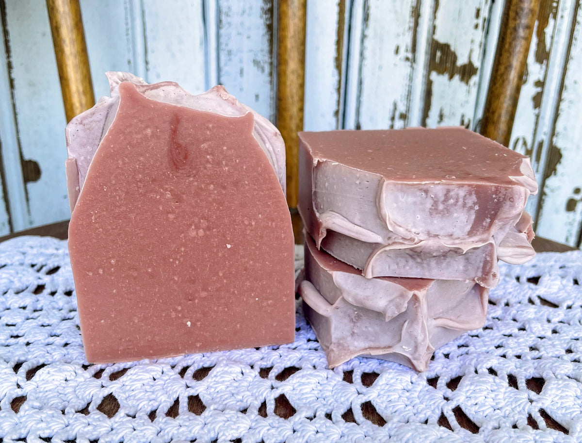 PRETTY IN PINK SOAP BAR