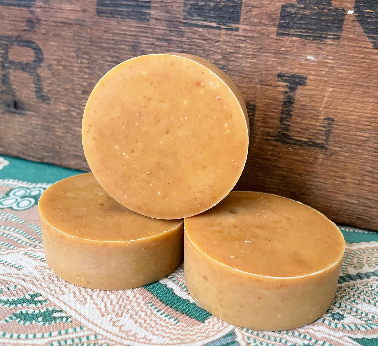 BUTTER BAR - TURMERIC & MANGO BUTTER FACIAL SOAP
