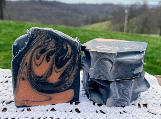 ACTIVATED CHARCOAL & ROSE CLAY BAR