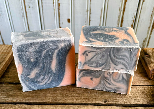 ACTIVATED CHARCOAL & ROSE CLAY BAR